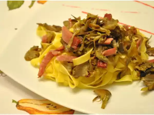 Ricetta Tagliatelle con carciofi croccanti e speck