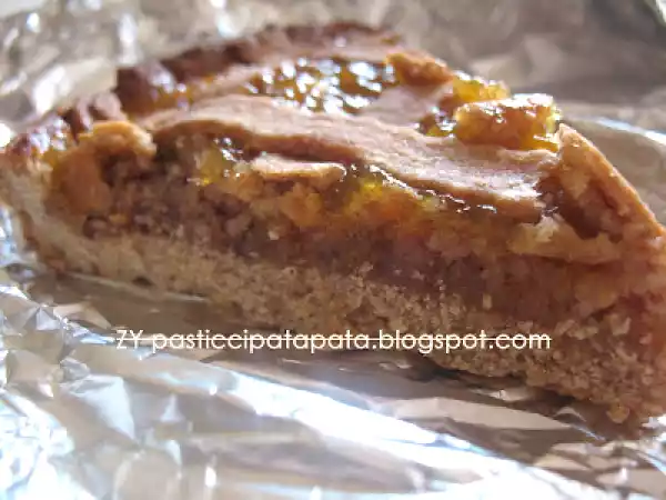Ricetta Crostata di di farro, mandorle e pesche