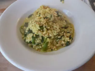 Ricetta Riso-orzo-farro con spinaci e pistilli di zafferano