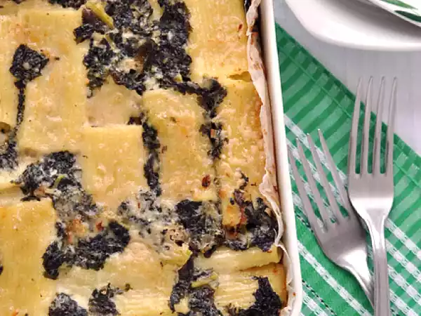 Ricetta Rigatoni al forno con taleggio e cavolo nero