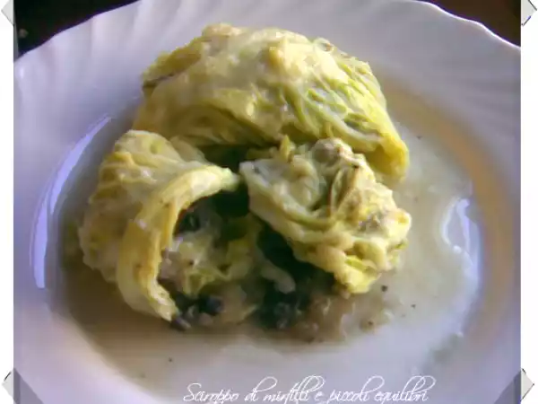 Ricetta Fagottini di verza con patate, funghi champignon e asiago