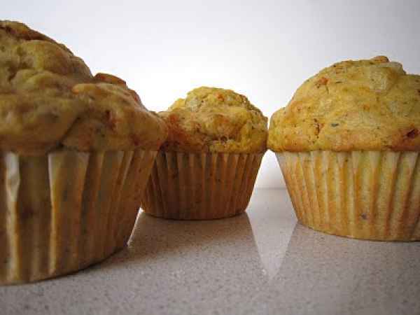 Ricetta Muffins al pomodoro secco e mozzarella