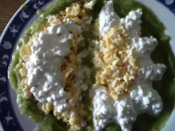 Ricetta Fiocchi di latte e uova strapazzate