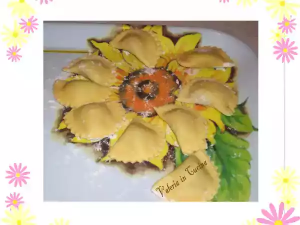 Ricetta Ravioli ripieni con asparagi selvatici in crema di zafferano