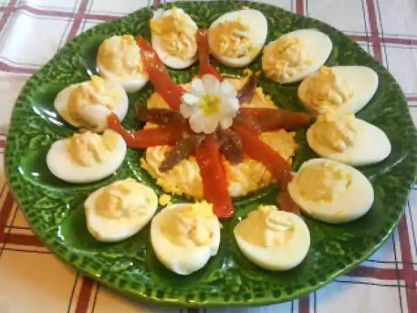 Ricetta Uova ripiene alla piemontese, eggs in smoking, la mia ricetta a base di uova