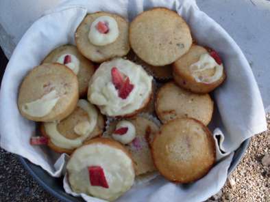 Ricetta Muffins con fragole, cocco e cioccolato bianco