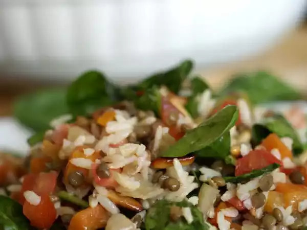 Ricetta Insalata di riso e lenticchie con pinoli e spinaci