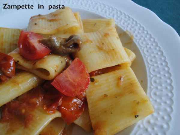 Ricetta Paccheri con alici e pomodorini