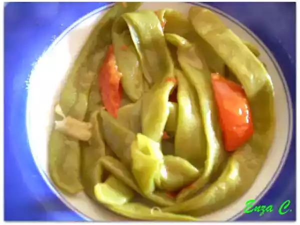 Ricetta Fagiolini a corallo al pomodoro.