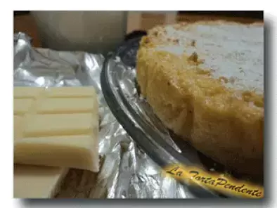 Ricetta Torta di cous cous cocco, mandorle e cioccolato bianco