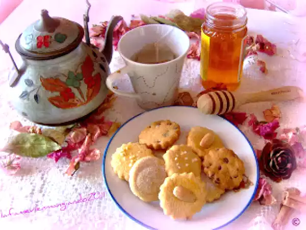 Ricetta Mix di frollini al miele
