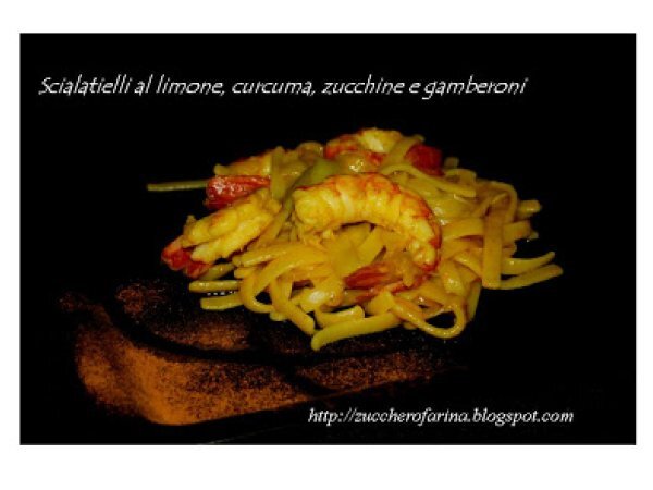 Ricetta Scialatielli al limone con gamberoni, curcuma e zucchine