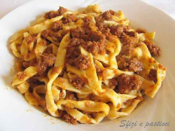 Ricetta Tagliatelle al ragù