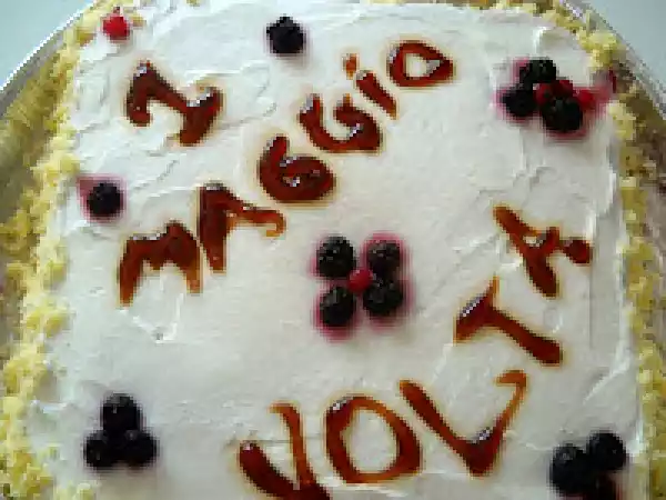 Ricetta Sono tornataaa!! e torte per il primo maggio!
