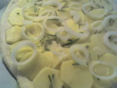 Ricetta Focaccia di patate, cipolla & rosmarino