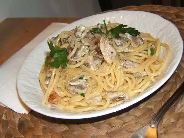 Ricetta Spaghetti sarde e bottarga di muggine