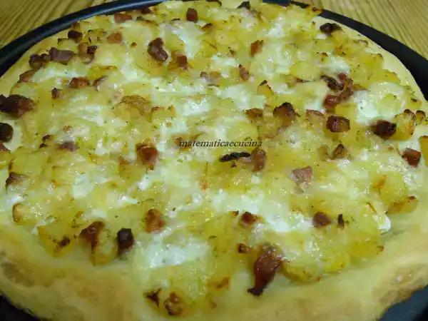 Ricetta Pizza con pancetta e patate