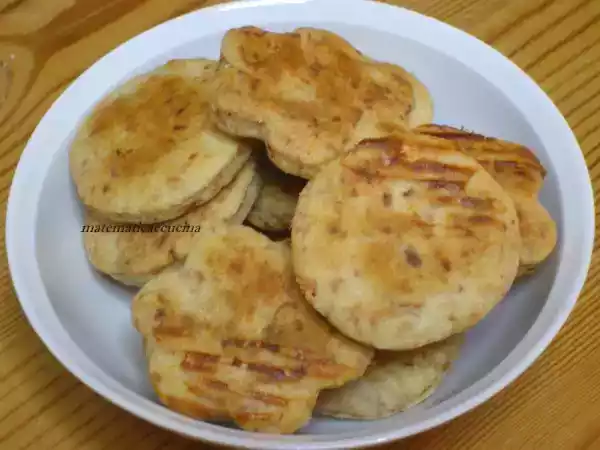 Ricetta Biscotti al prosciutto e formaggio