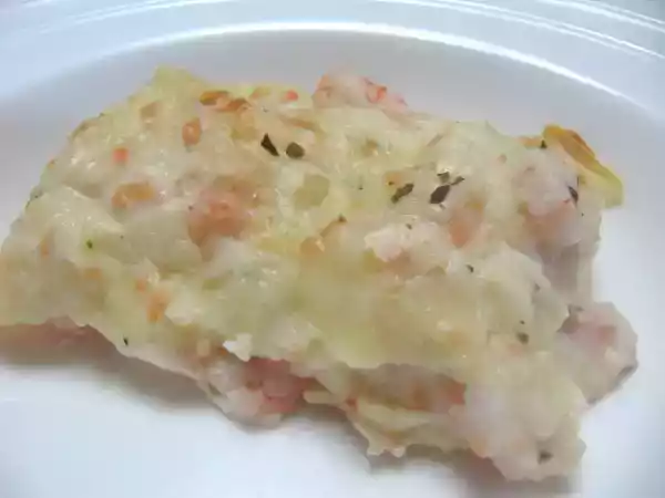 Ricetta Lasagne con besciamella di salmone e gamberetti