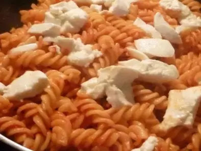 Ricetta Fusilli al forno con pomodoro e mozzarella
