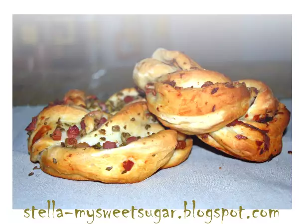 Ricetta Corone di pane condito