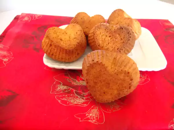 Ricetta Muffins cocco e amaretti