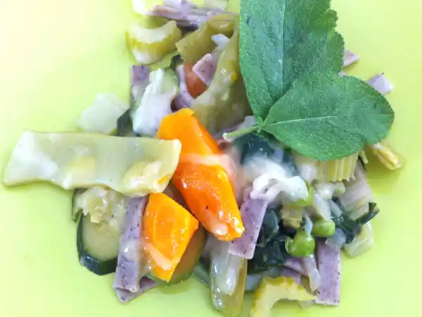 Ricetta Pizzoccheri alle verdure di primavera e salvia