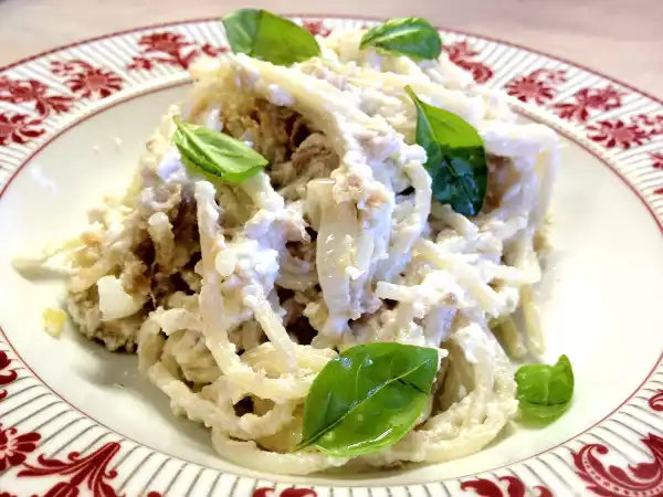 Ricetta Spaghetti di riso, tonno e ricotta