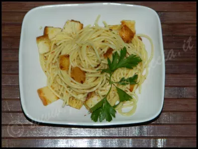 Ricetta Video ricetta spaghetti aglio olio e peperoncino