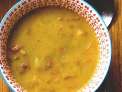 Zuppa di lenticchie curry e cocco