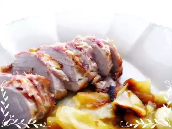 Ricetta Filetto di maiale con pancetta e mele