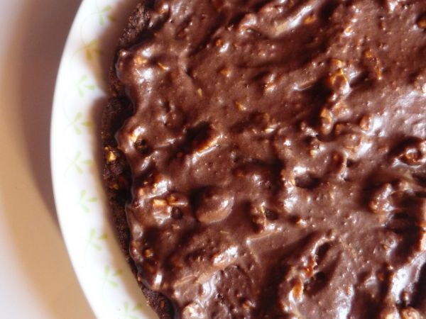 Ricetta Torta croccante cioccolato e nocciole