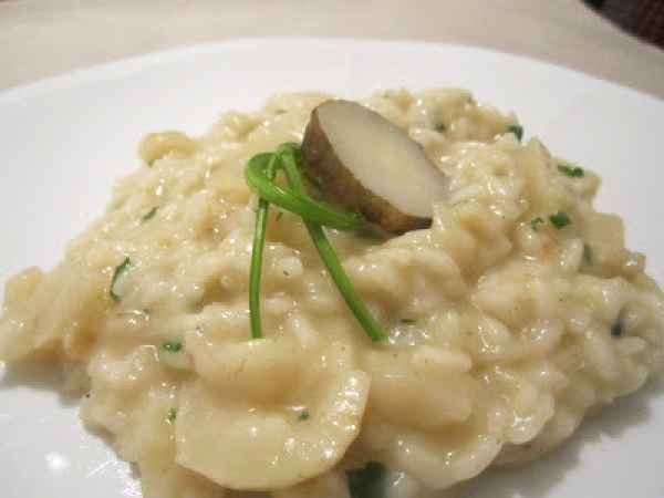 Risotto di topinambur e dadini di Asiago