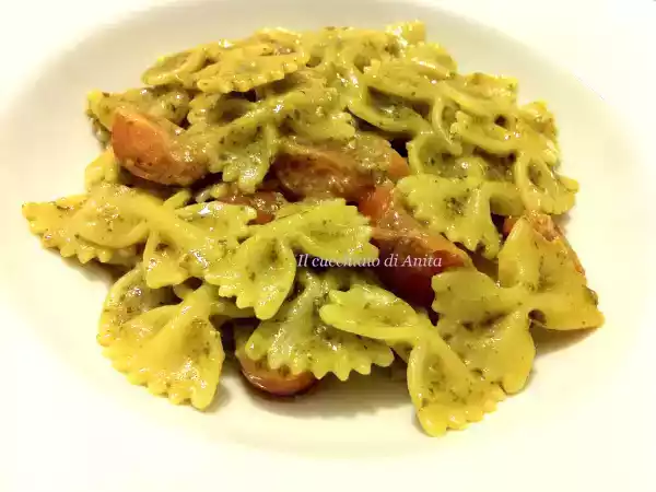 Ricetta Farfalle al pesto e liquirizia