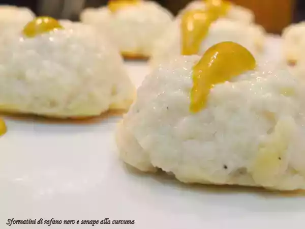 Ricetta Sformatini di rafano nero e senape alla curcuma