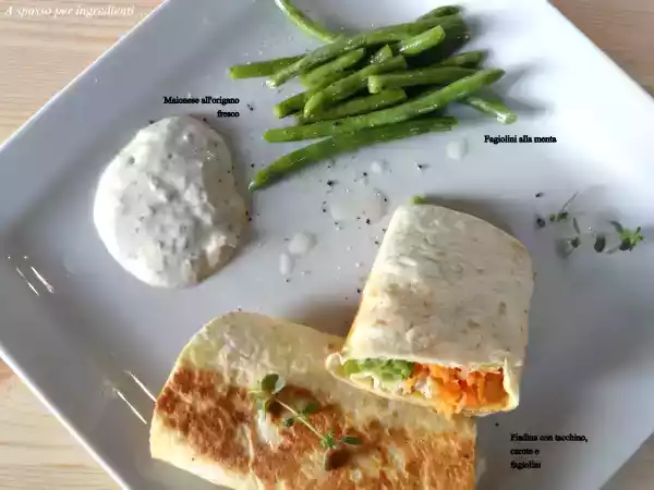 Ricetta Piadine con tacchino, carote e maionese all'origano