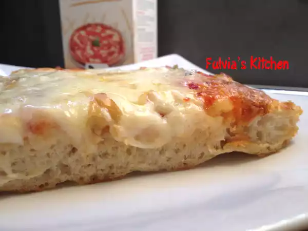 Ricetta Pizza ai 4 formaggi a lievitazione mista