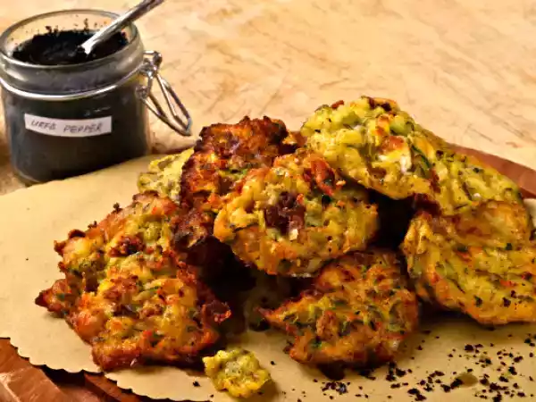 Ricetta Mücver, turkish – frittelle di zucchine