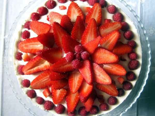 Cheesecake allo yogurt greco, vaniglia e frutti rossi