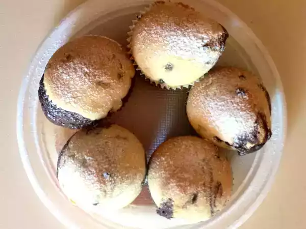 Ricetta Muffin bicolore senza uova, latte e burro