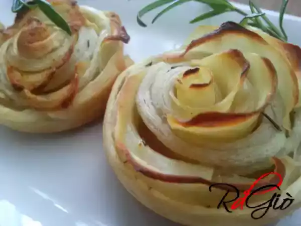 Ricetta Roselline di pasta sfoglia con patate