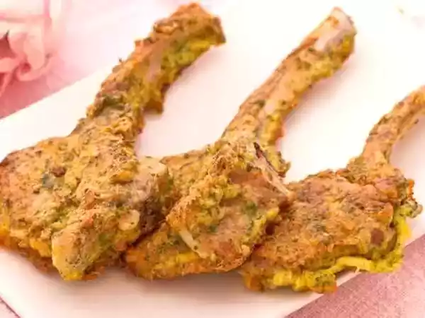 Ricetta Costolette d’agnello parmigiano e prezzemolo