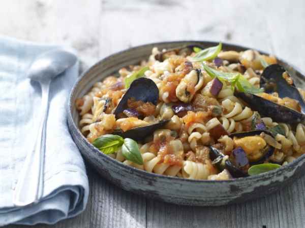 Ricetta Pasta fredda con cozze e melanzane