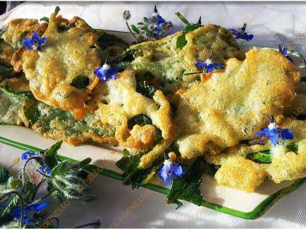 Frittelle di borragine al vino bianco