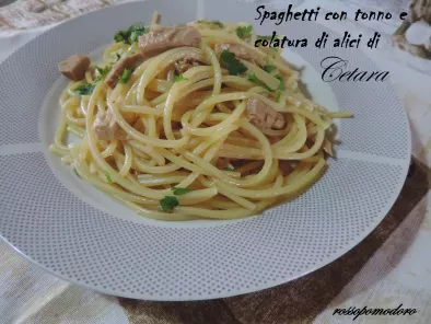Ricetta Spaghetti con tonno e colatura d'alici di cetara