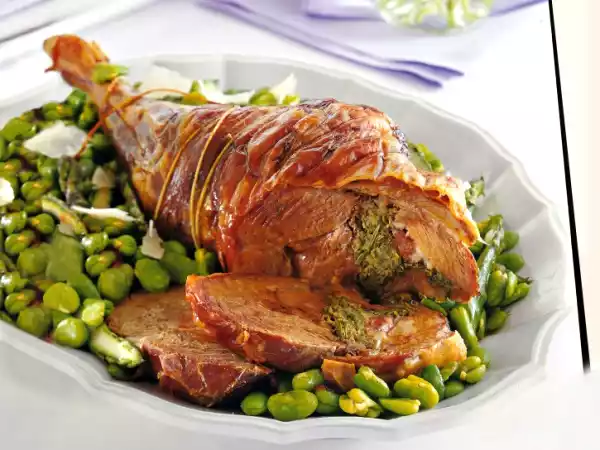 Ricetta Cosciotto d'agnello farcito