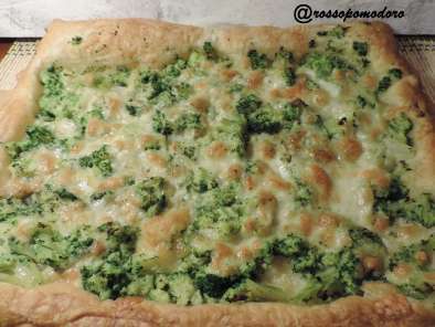 Ricetta Torta salata con broccoletti siciliani e mozzarella