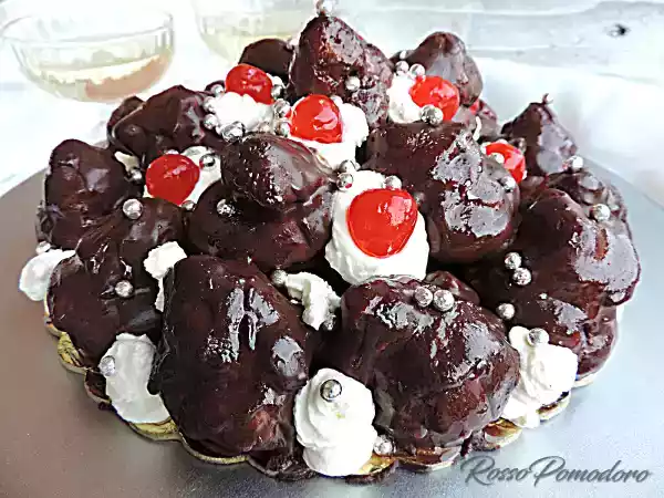 Ricetta Profiteroles con crema chantilly