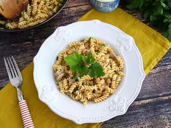 Ricetta Pasta al tonno in bianco - ricetta semplice, veloce e saporita
