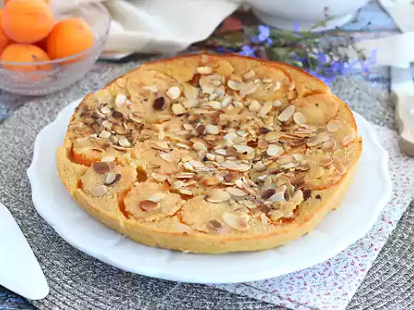 Ricetta Clafoutis di albicocche e mandorle